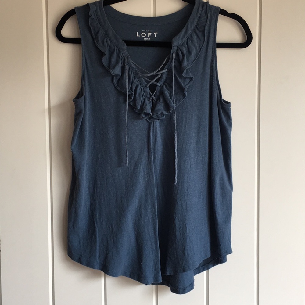 Ann Taylor LOFT top.